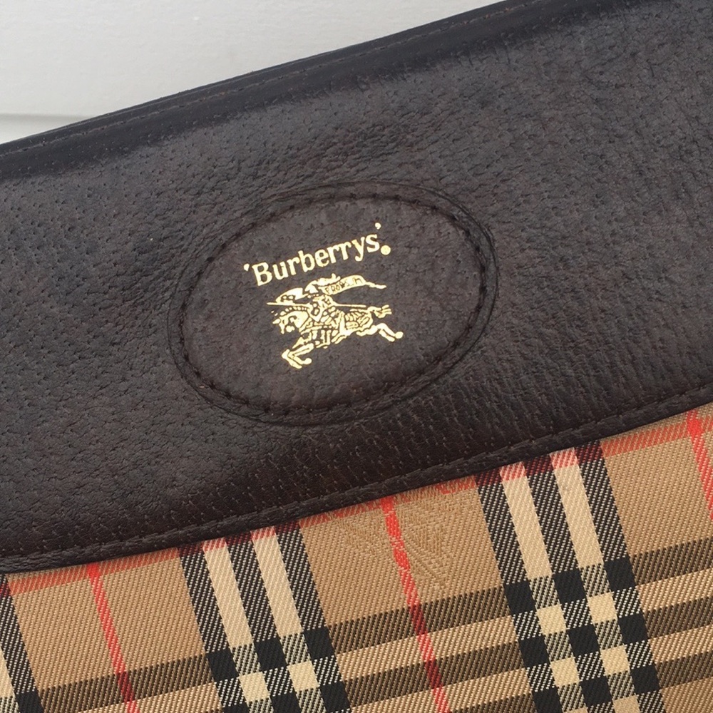 Vintage Burberry Tan Vintage Check Clutch with Dark Brown Trim - Picture 2 of 5